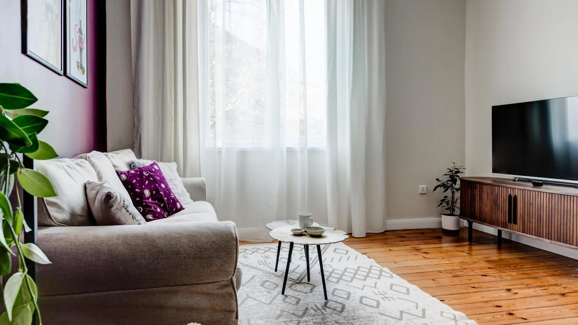 Cozy Bright Space In The Heart Of Women'S Market Sofya Daire